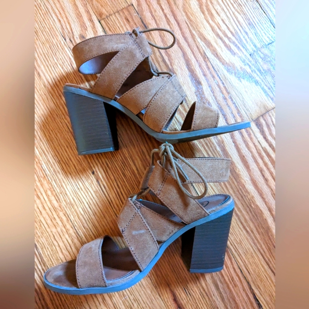 Candie's Sandals